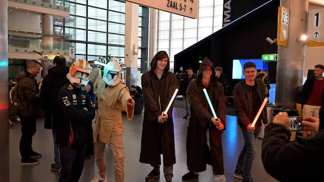 Star Wars-fans kijken negen films achter elkaar in Rotterdam