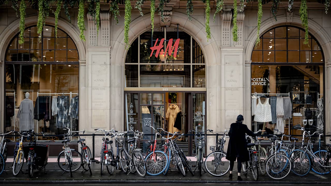 Clothing chain H&M lays off 1,500 employees |  Economy