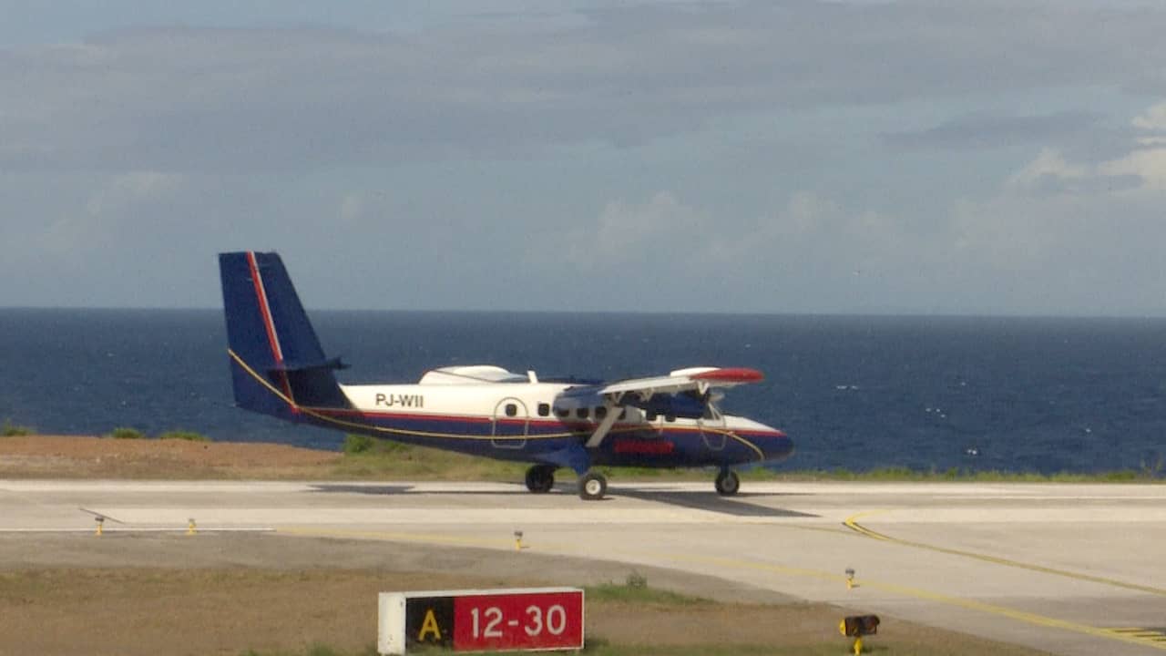Beeld uit video: Kortste landingsbaan ter wereld heropend op Saba