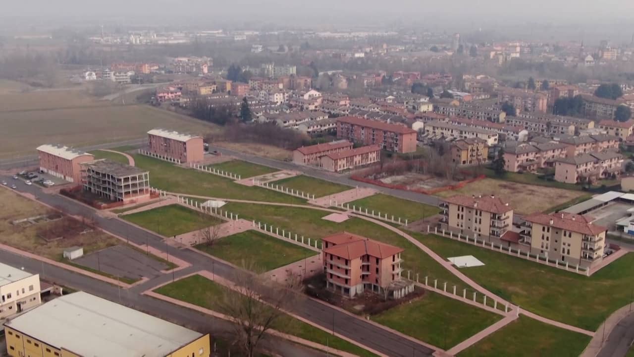 Beeld uit video: Drone filmt spooksteden in Italië na uitbraak coronavirus