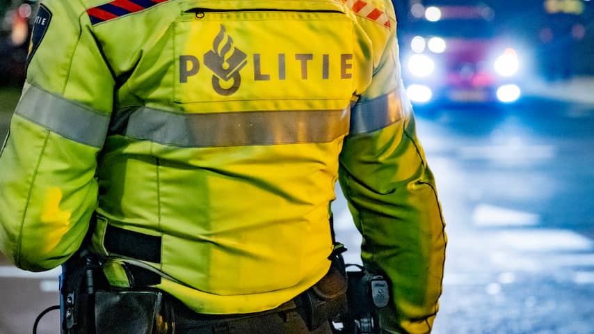 Man Gewond Na Steekincident In Trein Op Station Zwolle: Politie Houdt ...