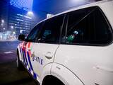 Auto slaat over de kop op Weissenbruchlaan, politie houdt bestuurder aan