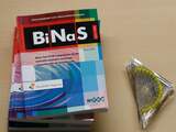 Binas ter ondersteuning van examens natuurkunde en scheikunde