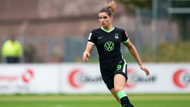 Dominique Janssen was invaller bij Wolfsburg.