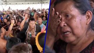 Inheemse Brazilianen huilen van geluk omdat ze hun grond terugkrijgen