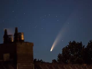 Helderste komeet sinds 1997 is met blote oog te zien in Nederland