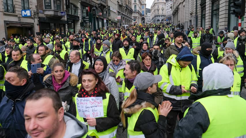 Franse regering vraagt 'Gele Hesjes' vanwege aanslag niet te protesteren