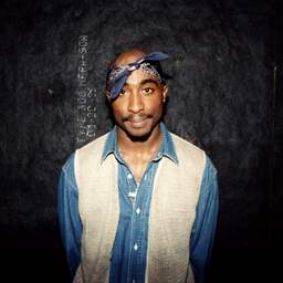 Huis doorzocht in onderzoek naar 27 jaar oude moord op raplegende Tupac