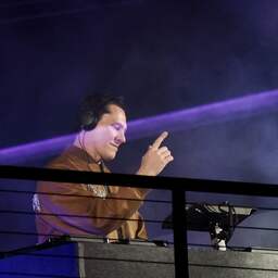 DJ Tiësto zegt optreden Super Bowl af vanwege familieomstandigheden