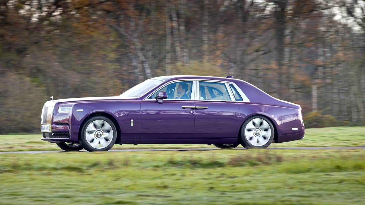 Beeld uit video: Rijimpressie: Rolls Royce Phantom