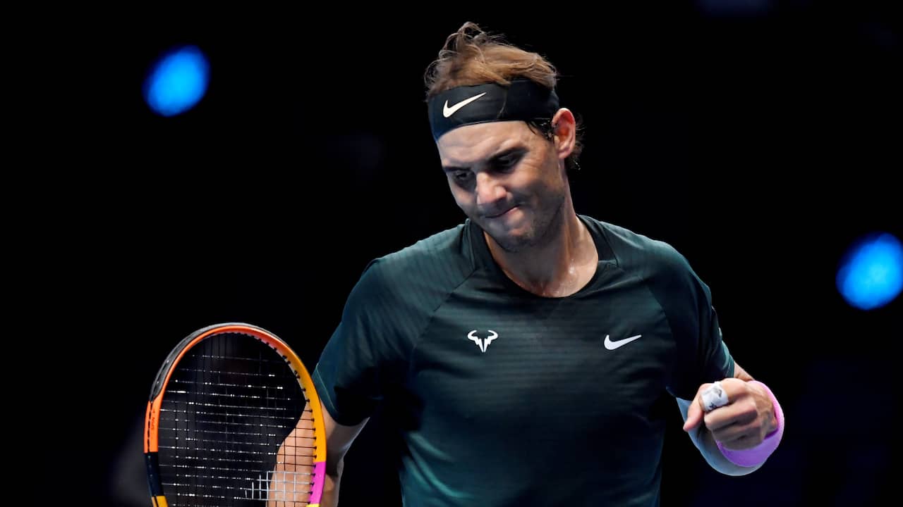 Nadal beats Tsitsipás in decisive match to reach last four ATP Finals |  NOW