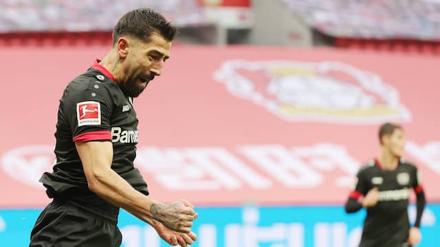 Kerem Demirbay was met twee goals belangrijk voor Leverkusen.