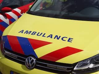 Zeven gewonden met spoed naar ziekenhuis na frontale botsing in Maasland