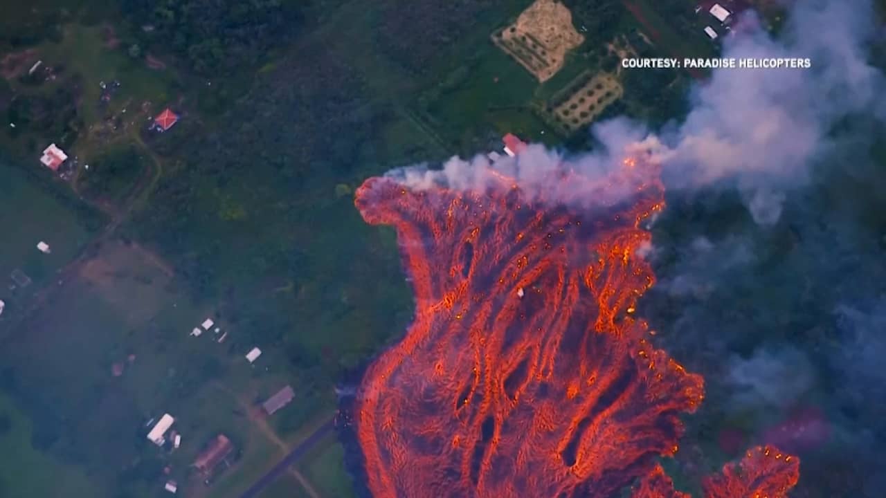 Beeld uit video: Lavastroom dreigt oceaan te bereiken op Hawaï