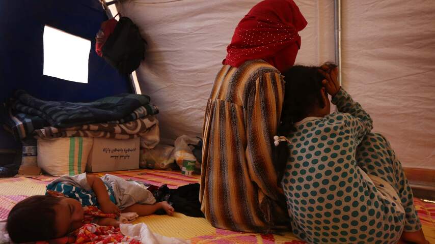 Irak verplaatst buitenlandse vrouwen en kinderen van IS-strijders