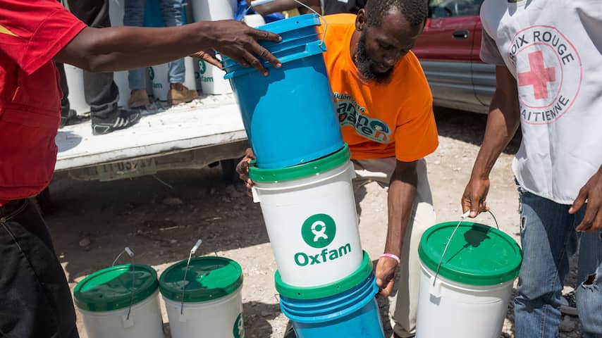 Zwitserland stopt met donaties aan Oxfam om wangedrag medewerkers Haïti 