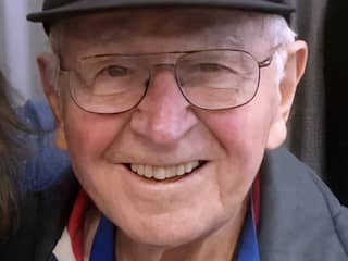 Amerikaanse oorlogsveteraan (102) sterft op weg naar herdenking D-day