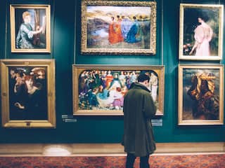 Geld in kunst investeren: 'Ga voor kunstenaars die al in musea hangen'
