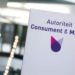 ACM zal energiebedrijven beboeten die klanten niet tijdig informeerden