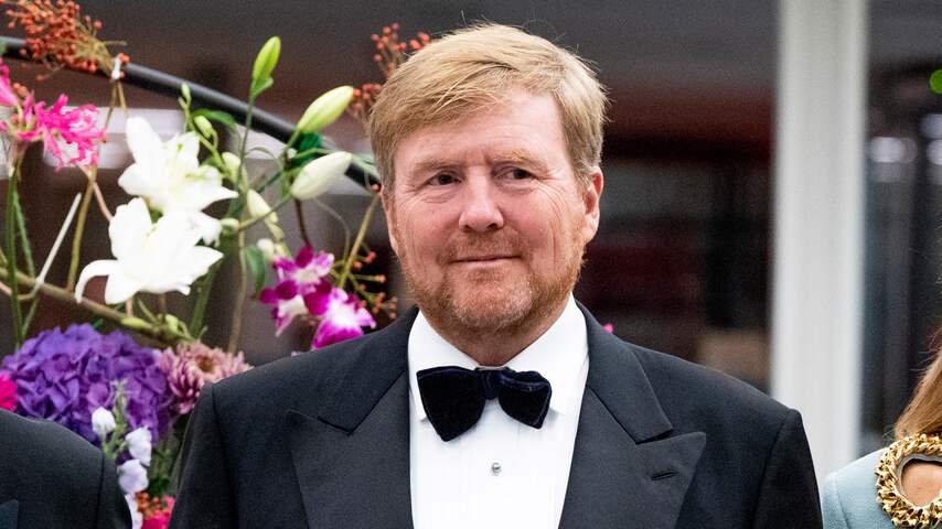 Koning Willem-Alexander vliegt Feyenoord-supporters naar Praag
