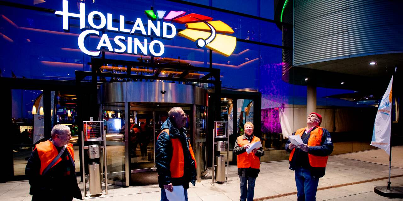 Werknemers Holland Casino leggen hele dag werk neer