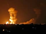 Een explosie na een bombardement in Gaza op 20 juli.