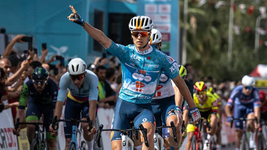 Andresen voltooit hattrick in Ronde van Turkije, Van den Broek blijft aan kop
