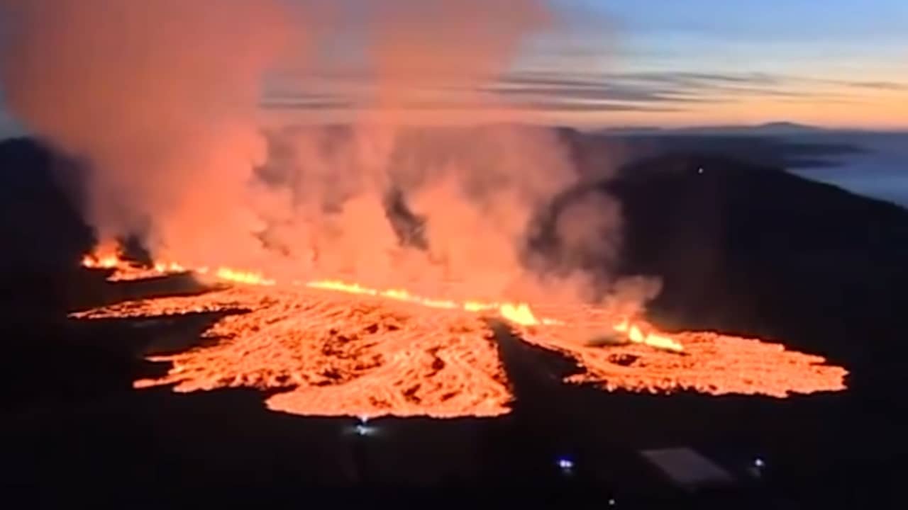 Beeld uit video: Lava bedreigt vissersdorp in IJsland na uitbarsting