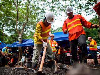Nederlands pompbedrijf gaat helpen bij reddingsactie Thaise grot