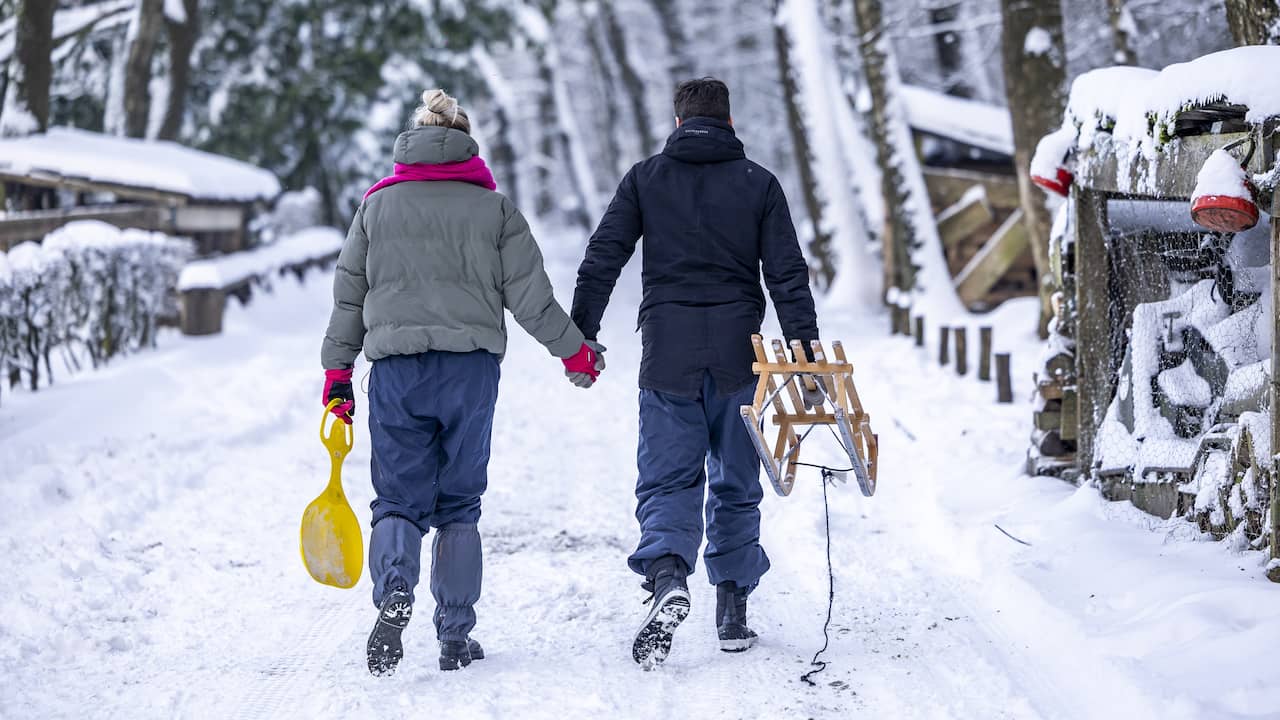 Code Yellow Weather Warning: Slippery Conditions Expected on Last Day of Working Week