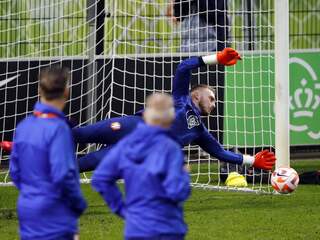 Oranje traint tot in detail op penalty's: 'Maar Van Gaal is geen innovator'