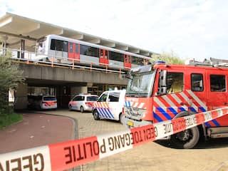 Dode bij steekpartij in metro Amsterdam Zuidoost tijdens avondspits