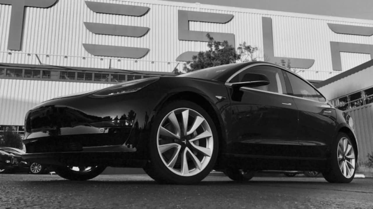 gegevens kiezen Opera Musk presenteert eerste Tesla Model 3 | NU - Het laatste nieuws het eerst  op NU.nl