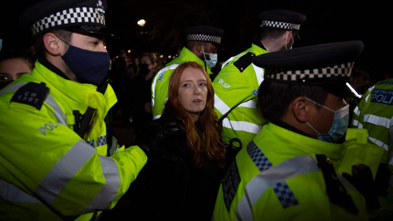 London police disagree with criticism of vigil intervention for dead woman |  NOW