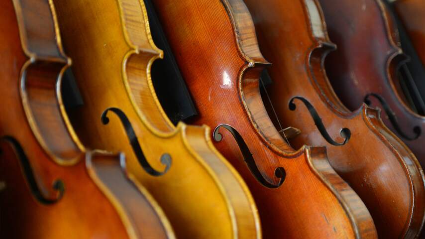 Britse violist wint rechtszaak over harde geluiden orkest na gehoorschade