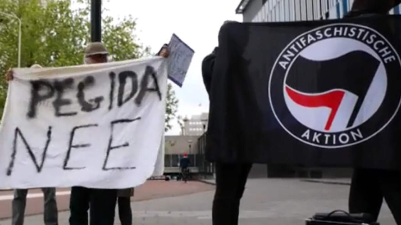 Tien mensen protesteren tegen komst Pegida