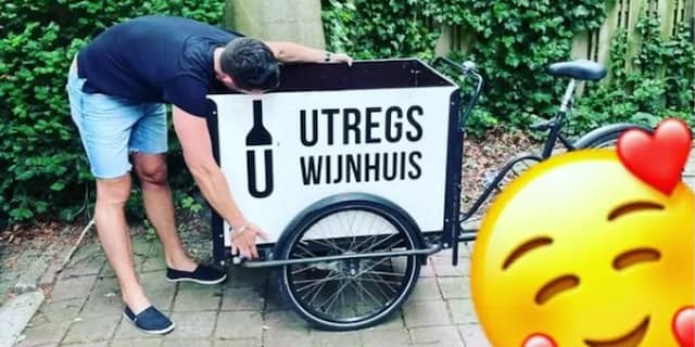 Sjors van het Utregs Wijnhuis haalt opgelucht adem: zijn gestolen bakfiets is weer terecht