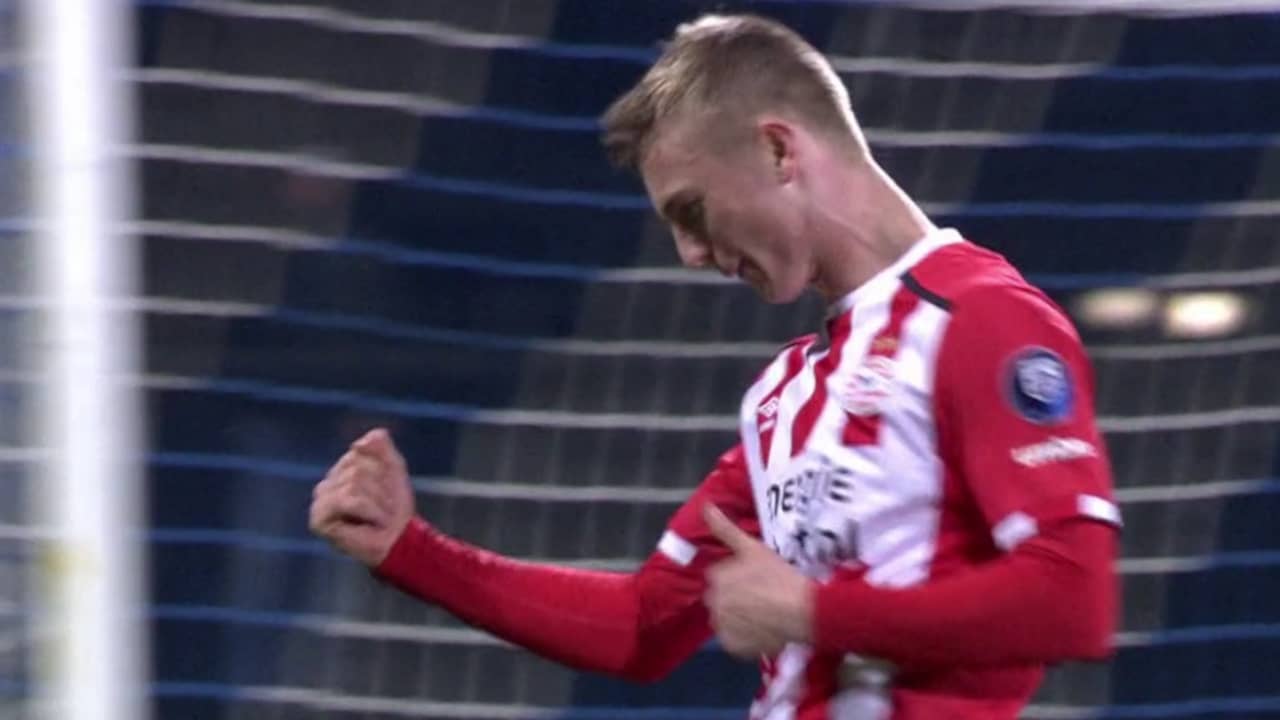 Beeld uit video: Samenvatting: Jong PSV-NAC (2-0)