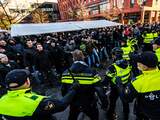 Rutte noemt relschoppers bij intocht Sinterklaas 'asociale mensen'