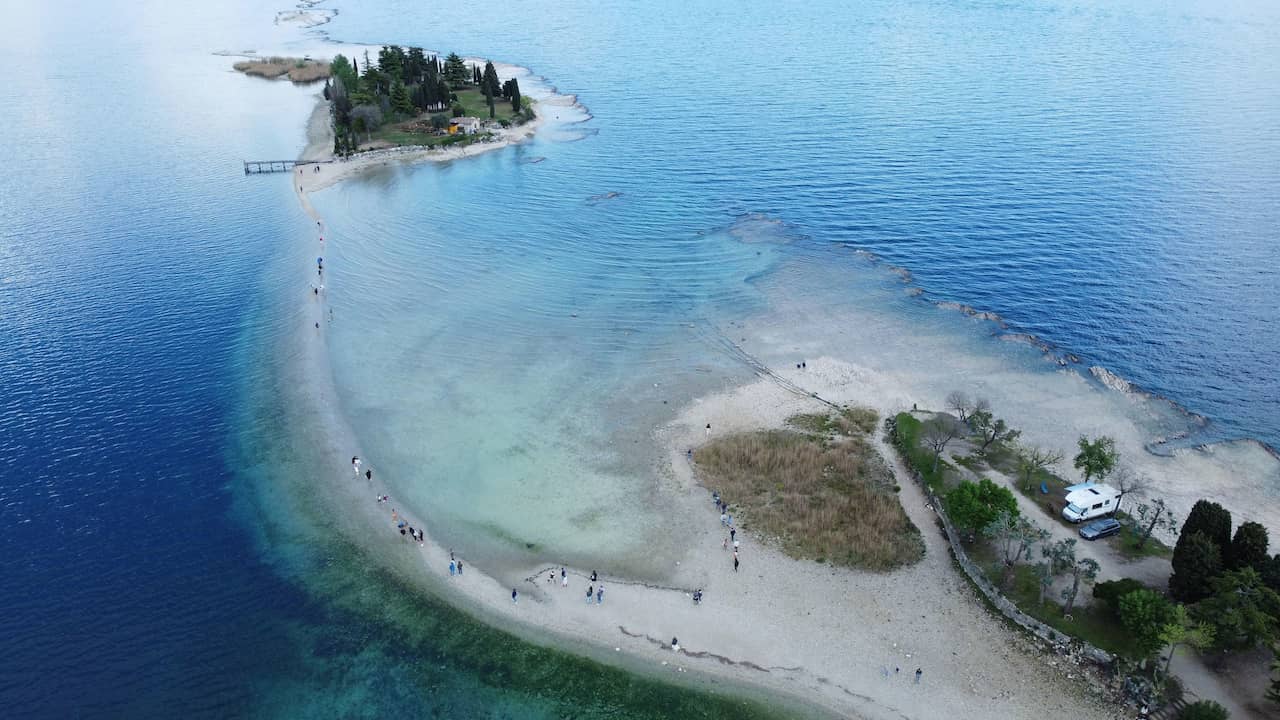 Il livello dell’acqua del Lago di Garda raggiunge il livello più basso in 70 anni a causa della siccità in Italia |  clima