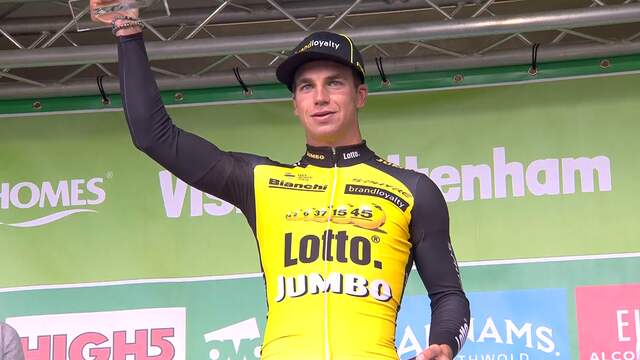 Groenewegen wint koninginnenrit Ronde van Groot-Britannië