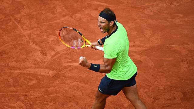 Rafael Nadal houdt zich op zijn veertiende titel op Roland Garros.