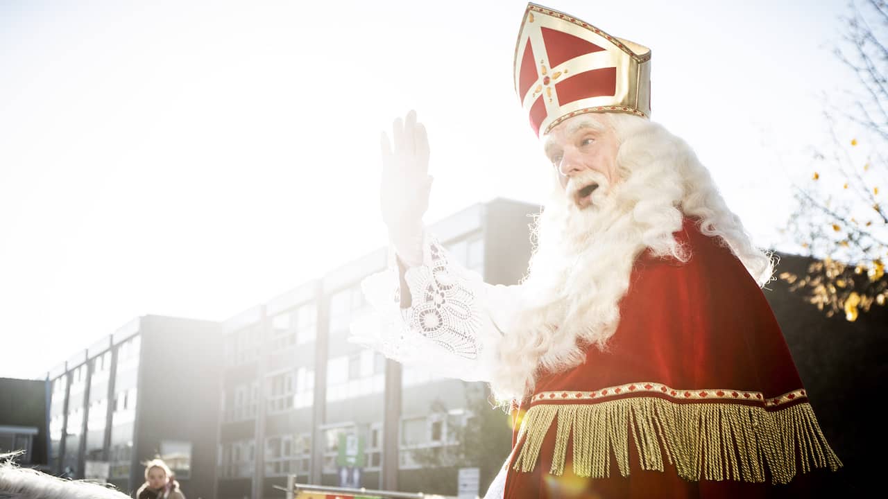 L’ingresso di Sinterklaas attira 1,6 milioni di telespettatori, quasi 2 milioni per Even tot ieri |  Media