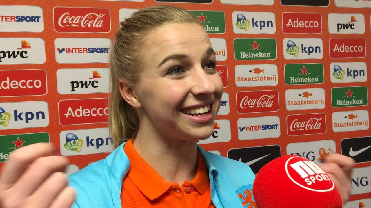 Oranje hoopt na zevenklapper op volle Kuip
