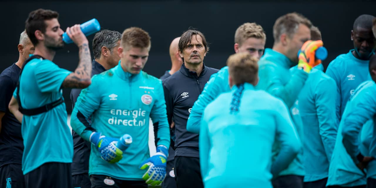 PSV nog zonder internationals op eerste training, Bosz begint bij Ajax