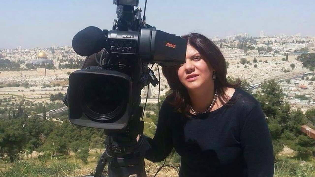 De doodgeschoten journalist Shireen Abu Akleh.