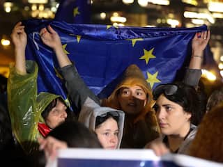 Georgiërs de straat op voor hun Europese droom