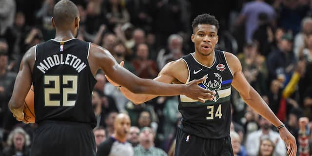 Milwaukee Bucks schrijft NBA-historie met zeer vroeg play ...