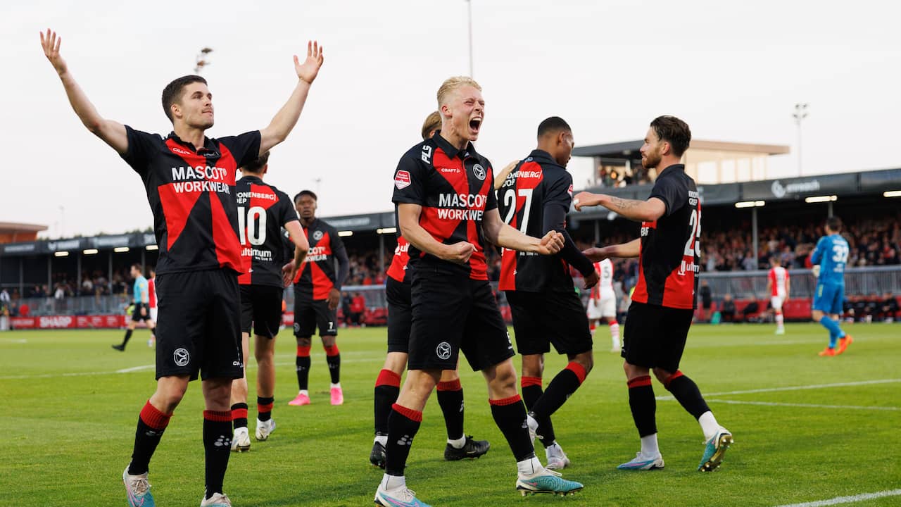 Almere City FC Wins First Leg of Play-Off Final for Eredivisie Promotion