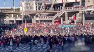 Boze Ajax-supporters dringen Johan Cruijff ArenA binnen